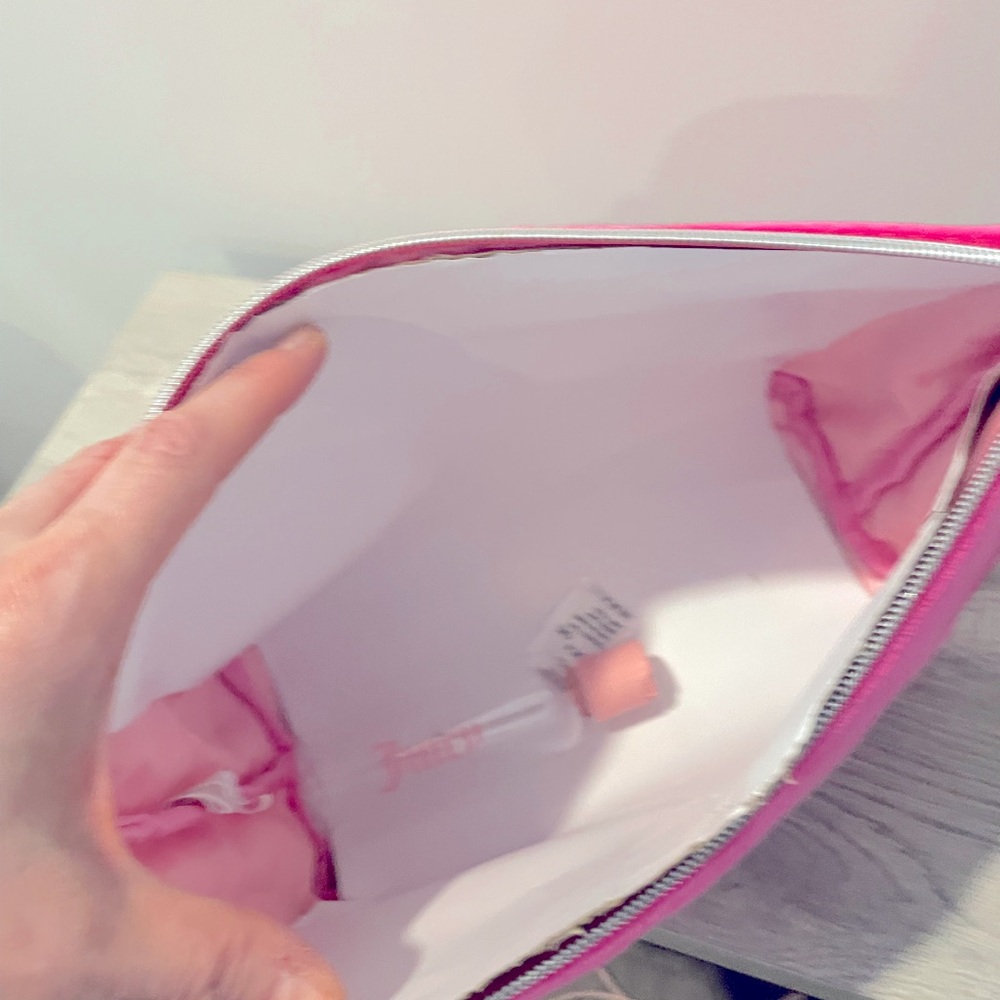 Juicy Couture Pink Clutch Purse Brand New Condition Tags Removed - Picture 3 of 5